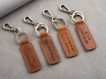 Personalized Leather Keychain, Customized Keyfob, Leather keychain, wedding Giveaway, Gift For Him, keychain for him