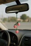 Crochet strawberry, strawberry keychain, daisy flower keychain, bag charm, bag decoration, bag pendant, keychain, cute gifts